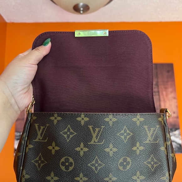 LOUIS VUITTON Monogram Favorite PM - Picture 10 of 11